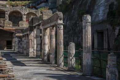 Privat transport fra Sorrento til Napoli stop Herculaneum