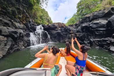 Privat heldagsutflykt med motorbåt - Blue Bay till Ile Aux Cerfs