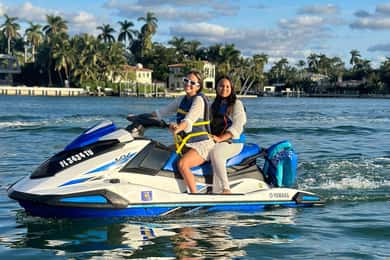 Miami: Jetbil- eller jetskiuthyrning med båtkryssning