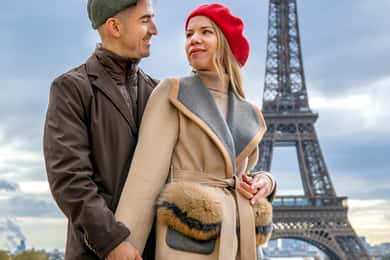 Paris: Photoshoot Around Eiffel Tower with 55 Edited Photos