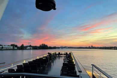Aperitivt guidet cruise " Vin og canelé "