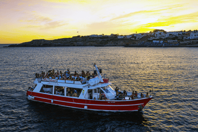 Boat Party al Tramonto nelle acque del Salento con Drink