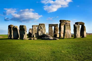 Från London: Dagsutflykt till Stonehenge och Bath med biljett