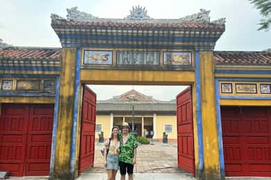 Hue : City Highlights Full Day Tour with Lunch