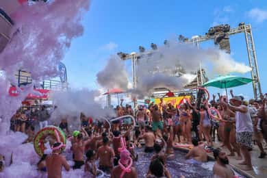 Festa de praia para senhoras Coco Bongo