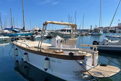 Palermo por mar: Relajante tour en barco con aperitivo