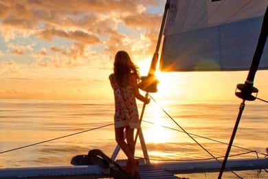 Limassol: Sunset Catamaran Cruise with Snacks and Drinks