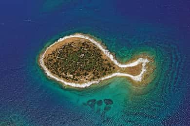 Da Fazana: 14 isole del NP Brijuni con possibilità di nuotare