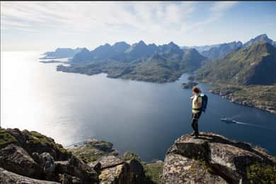 Trollfjorden og Raftsundet: Midnattssolcruise Svolvær