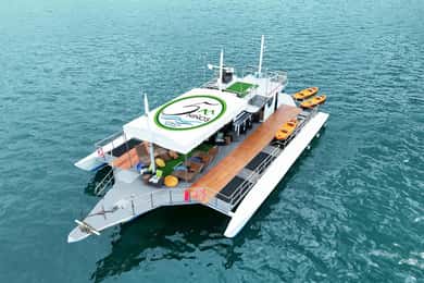 Coron Island: Premier Trimaran Tour