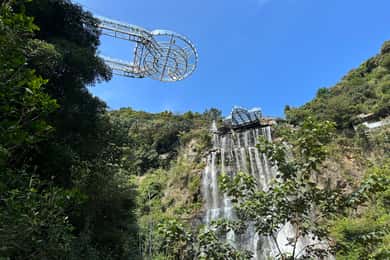 Excursion d'une journée à Guangzhou pour visiter le canyon de Gulong et la foire aux grottes de la PRI