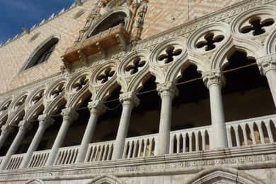 Venice Must-See: St.Mark's Basilica, Doge's Palace & Gondola