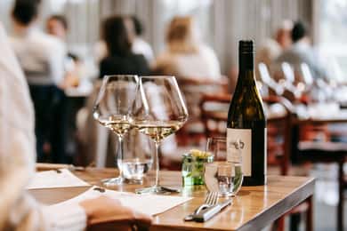 Mornington Peninsula: Wine and Cheese Discovery