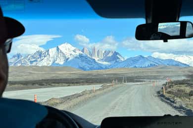 Torres del Paine : Excursion d'une journée Torres del Paine + Grotte Milodon.