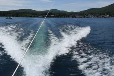New York: Lake George Parasailing Experience