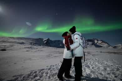Tromsø: Northern Lights tour with local experts