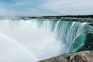 Cataratas del Niágara: tour de un día en grupo reducido con barco y viaje