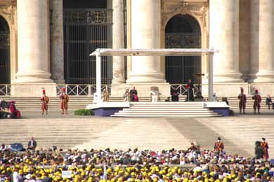 Rome: Papal Audience, Vatican Museum & Tiber River Boat Ride