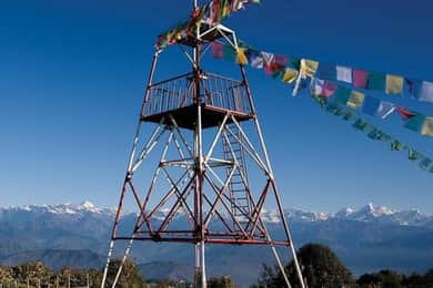 Amanecer en Nagarkot y Parque de la Paz de Buda con el puente Ranijhula
