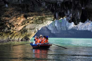 Halong Bay: Day Cruise with Caves, Kayaking & Sunset Party