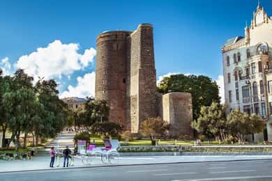 Baku: Guided City Tour