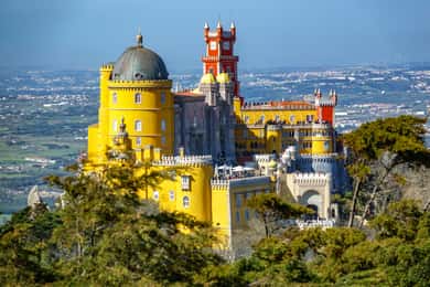 Privat tur: Pena Palace, Cascais, Cabo da Roca og vin