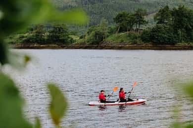 Glencoe: 2 Stunden Kajakverleih, erkunde den See und die Inseln
