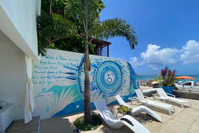 Seaview Beach Hotel Pool Pass/Cabana Rental
