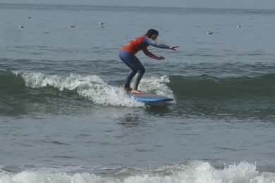 Porto: Private Surf Class for one at Matosinhos Beach