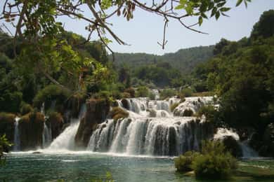 Split/Trogir: Privétour naar de watervallen van Krka met wijnproeverij