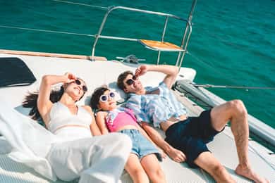 Ayia Napa: Private Sunset Cruise with Snacks and Drinks