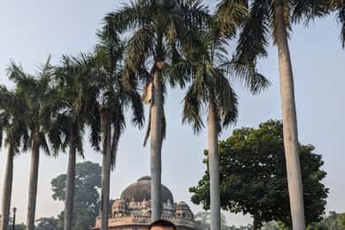 Delhi: Yoga in Lodhi Garden