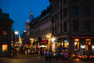 Montreal: Excursão a pé pela Velha Montreal ao anoitecer