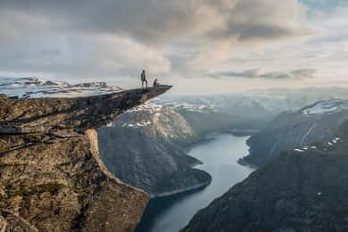 Odda: Trolltunga Via Ferrata, Sonnenuntergang und Sonnenaufgang