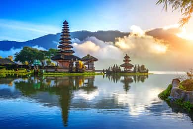 Ulun Danu Beratan, Jatiluwih, & Tanah Lot Private Tour
