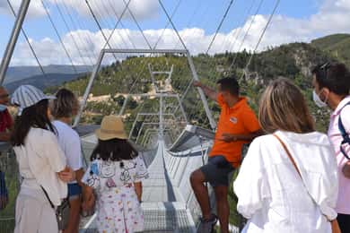 From Porto: Guided Tour of the 516 Arouca Suspension Bridge and Paiva Walkways