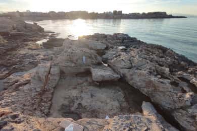 Aegina: Ancient Cemetery, Kapralos, Bouzas Lighthouse Tour