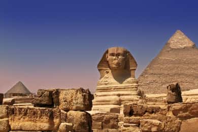 Marsa Alam: Ancient Cairo & Giza Pyramids Day Trip by Plane