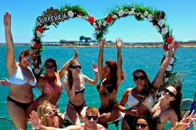 Torrevieja: Piratenfeest op zondag met rondvaart