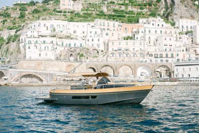 Amalfi Coast Tour: secret caves and stunning beaches