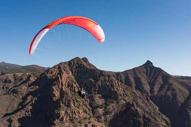Tenerife: Paraglidingvlucht in het middelgebergte (Ifonche: 1000 m)