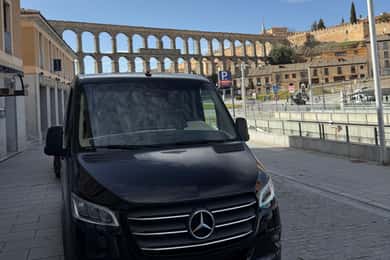 Ibiza: Private Tour mit Fahrer im Mercedes-Luxus-Van
