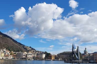 Lake Como Rent: 2-Hours Boat Rent Without License