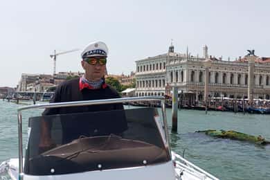 Venedig: Tour mit dem Schnellboot Emy Experiences