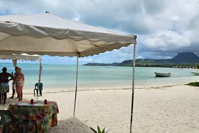 Mauritius: Ile aux cerfs, vattenfall och bbq Båtdag