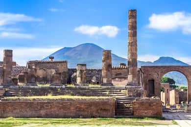 From Naples: Pompeii and Amalfi Tour