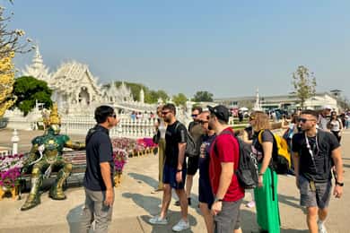 Chiang Rai: Explore 7 Top Highlights + Buffet Lunch Included