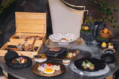 Bangkok: Fine Dining in Stunning Waterfall Cave at Myste