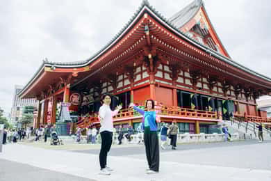 Tokyo:Hand Roll Sushi Experience,Skytree Entry&Asakusa Walk