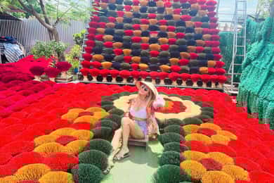 Hanoi: Incense Village, Hat-Making & Dough Figurines Tour